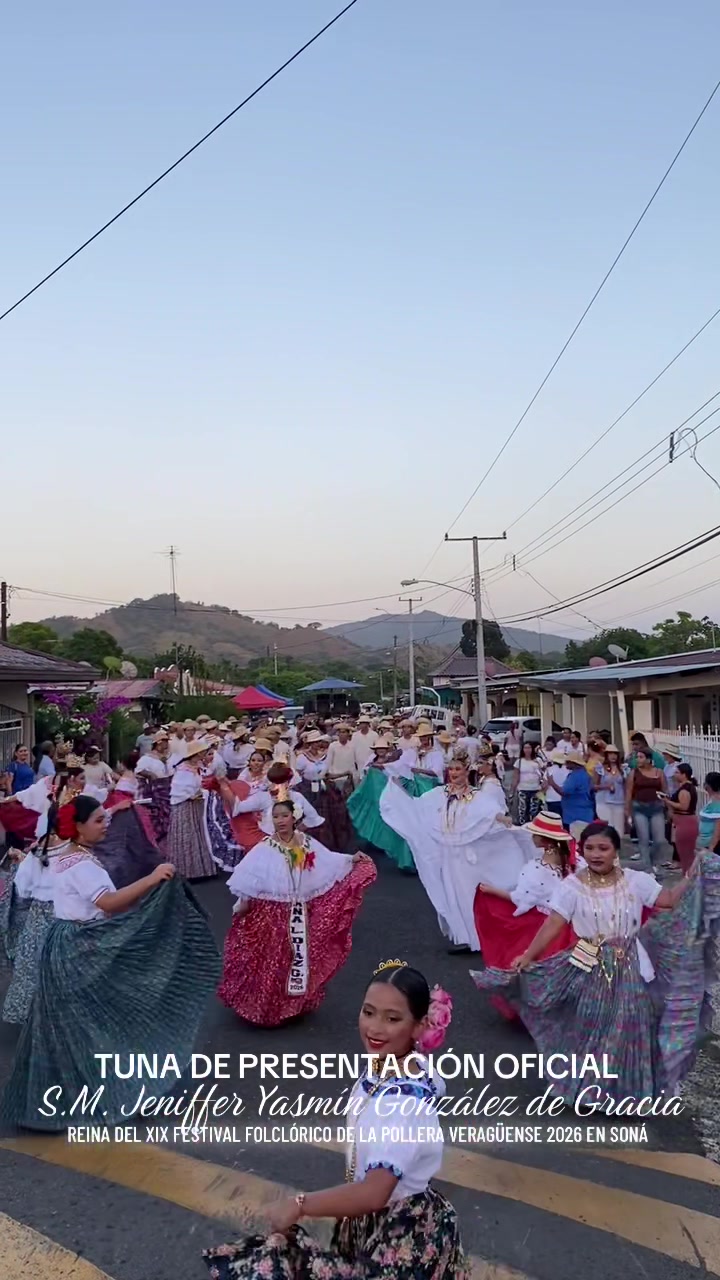 @Festival Pollera Veraguense