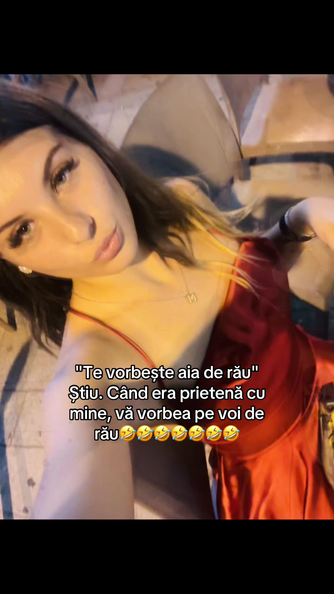 @𝒟𝑒𝒹𝑒🥀