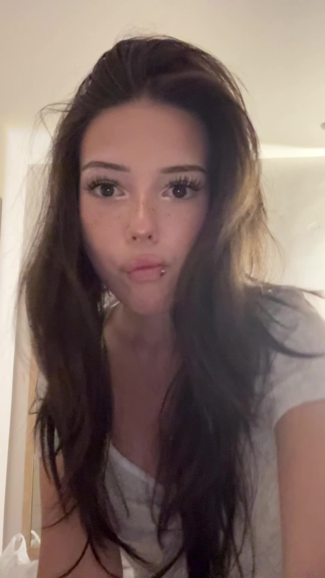 @вика чубася