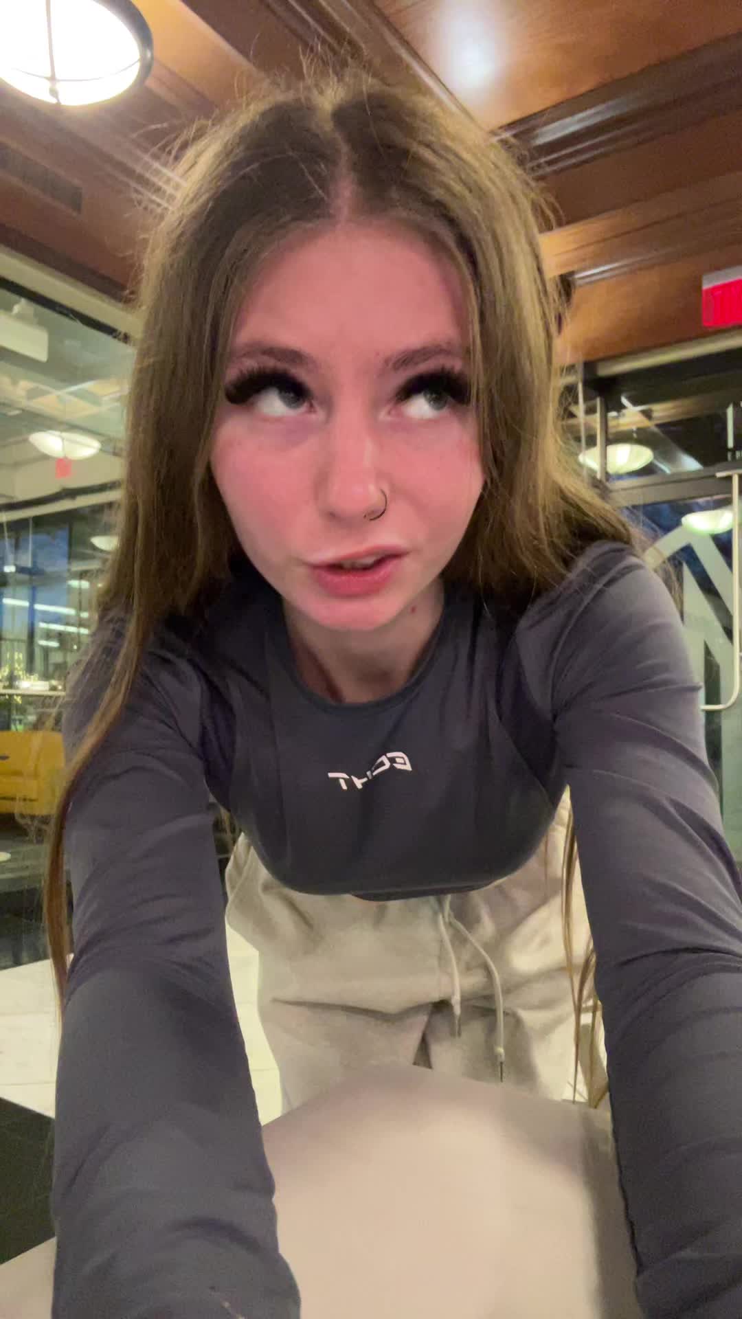 @SnowBunni โ