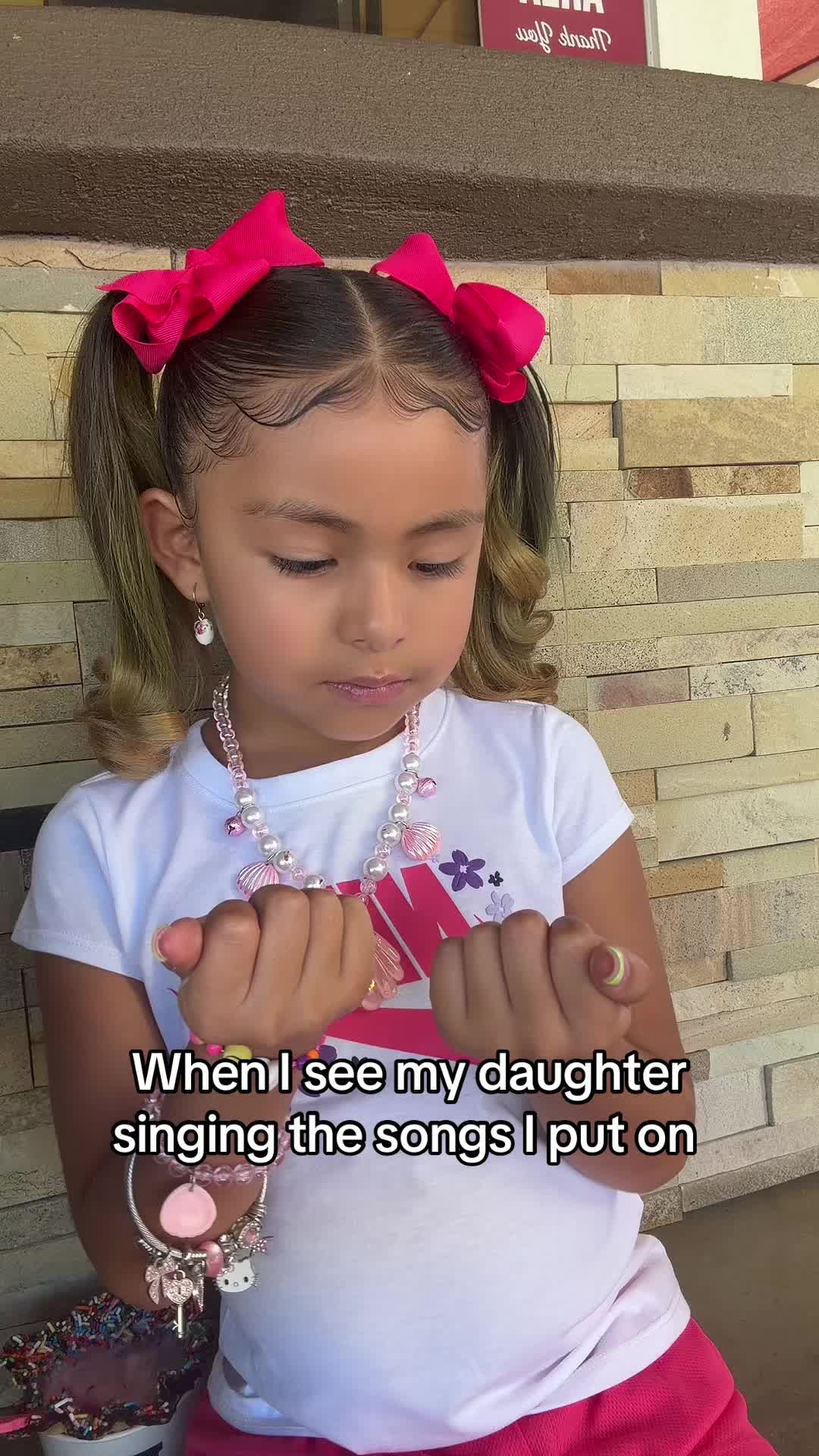 @Playgirllove