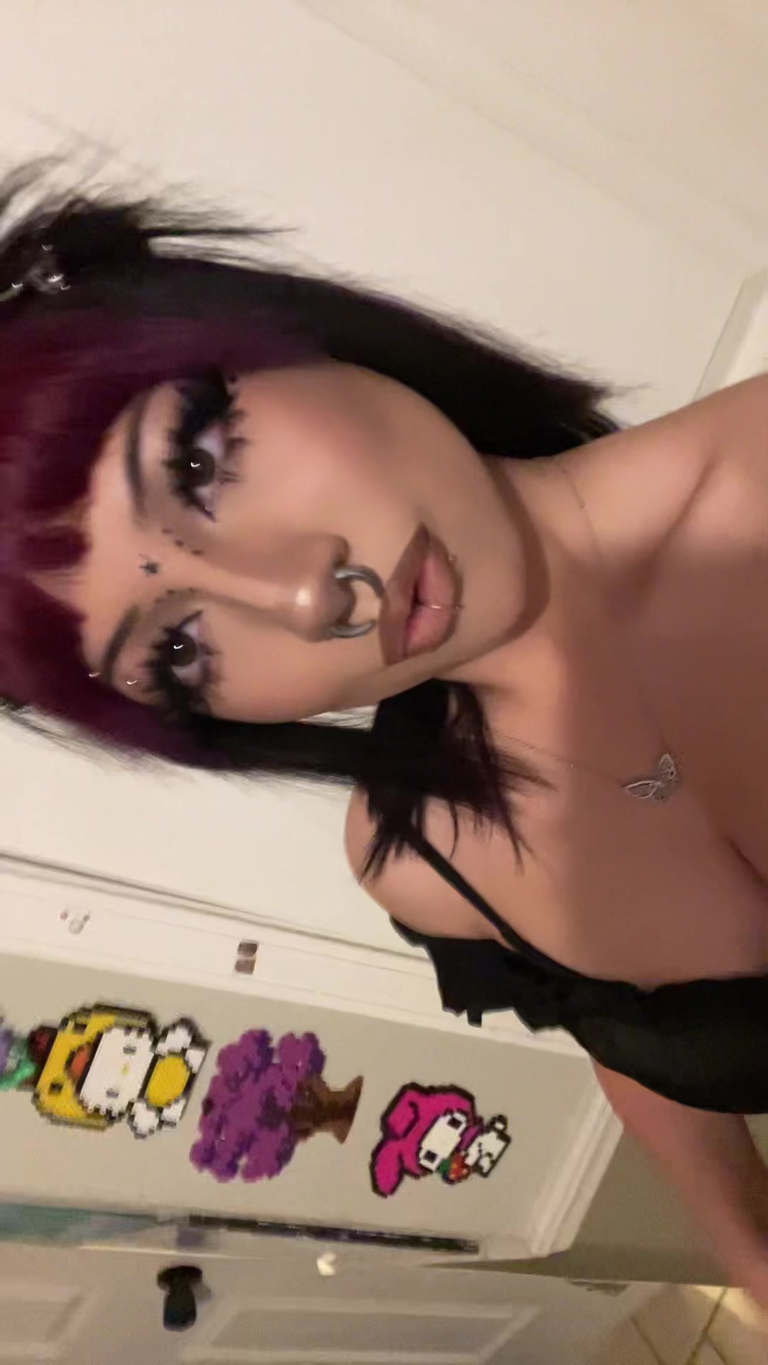 @<3