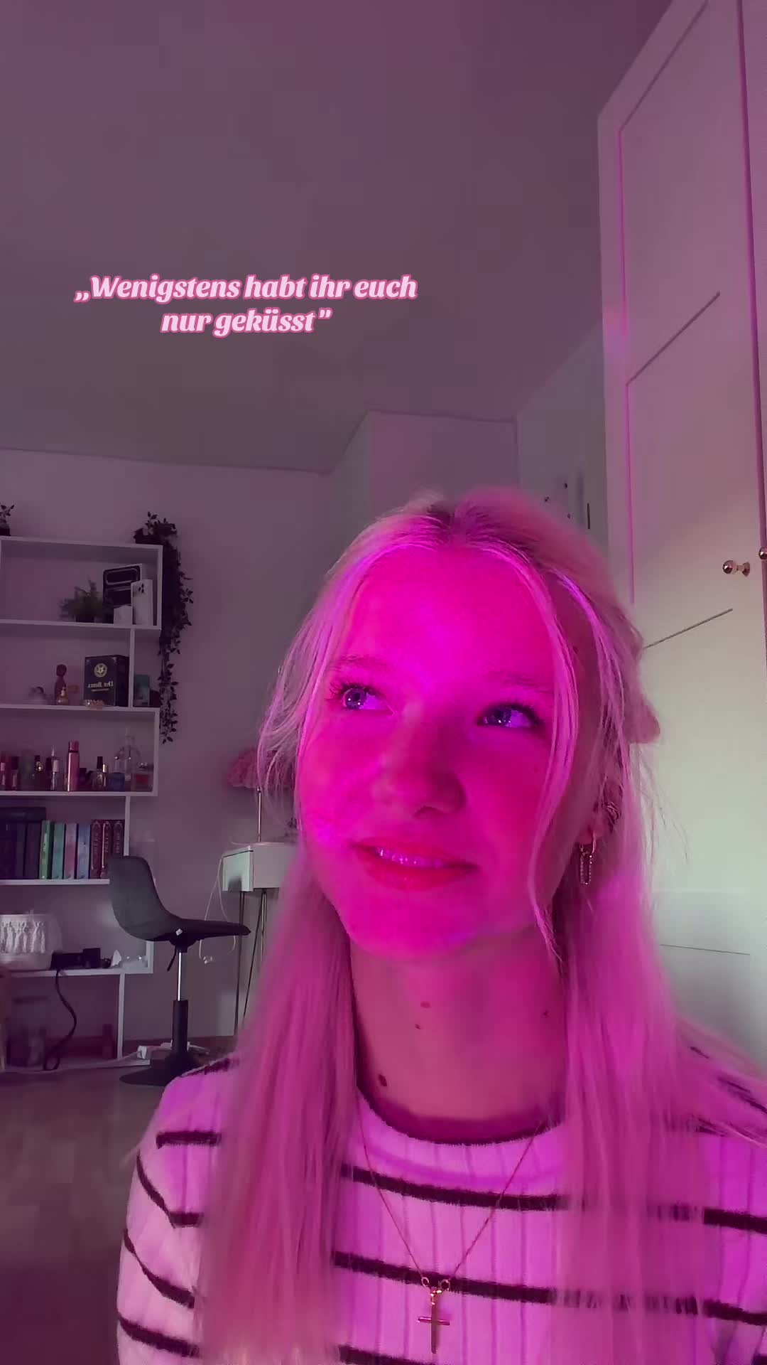 @Ururiwoqpsöynfkjdowowurjrjgiei