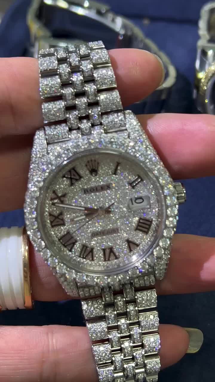 @MoissaniteWatchesDIAN