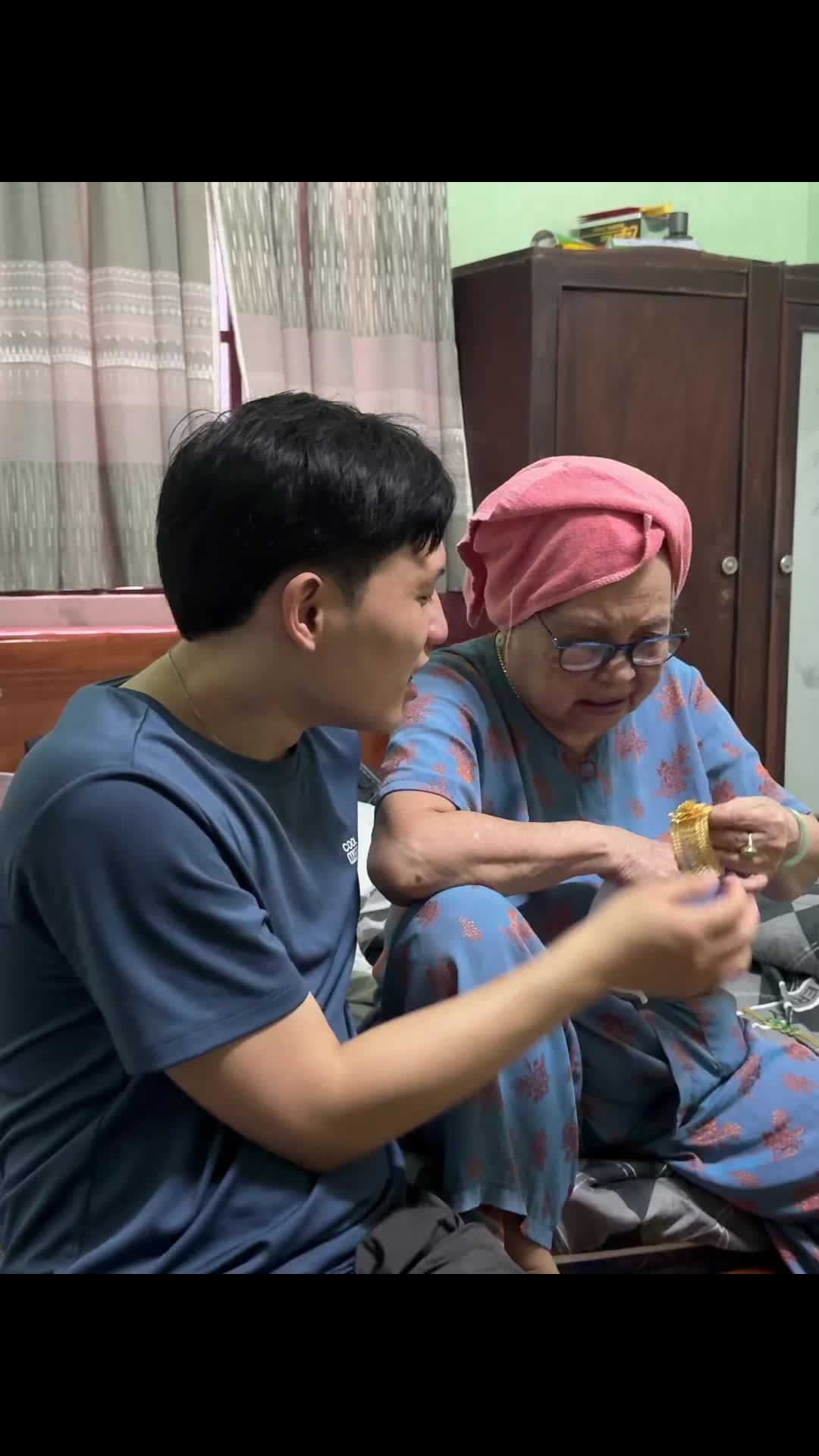 @Nguyễn Hồng Thủy