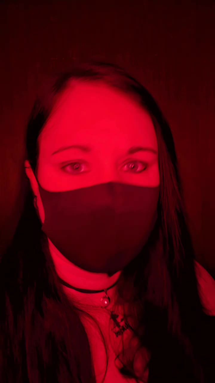 @𝕾𝖆𝖑𝖊𝖒 𝖂𝖎𝖙𝖈𝖍 🖤