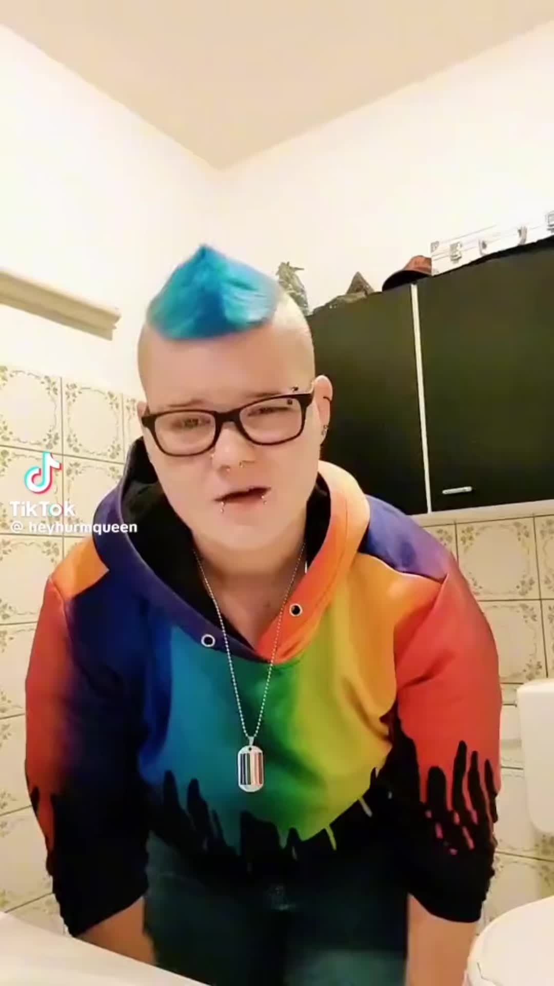 @aqstrakt