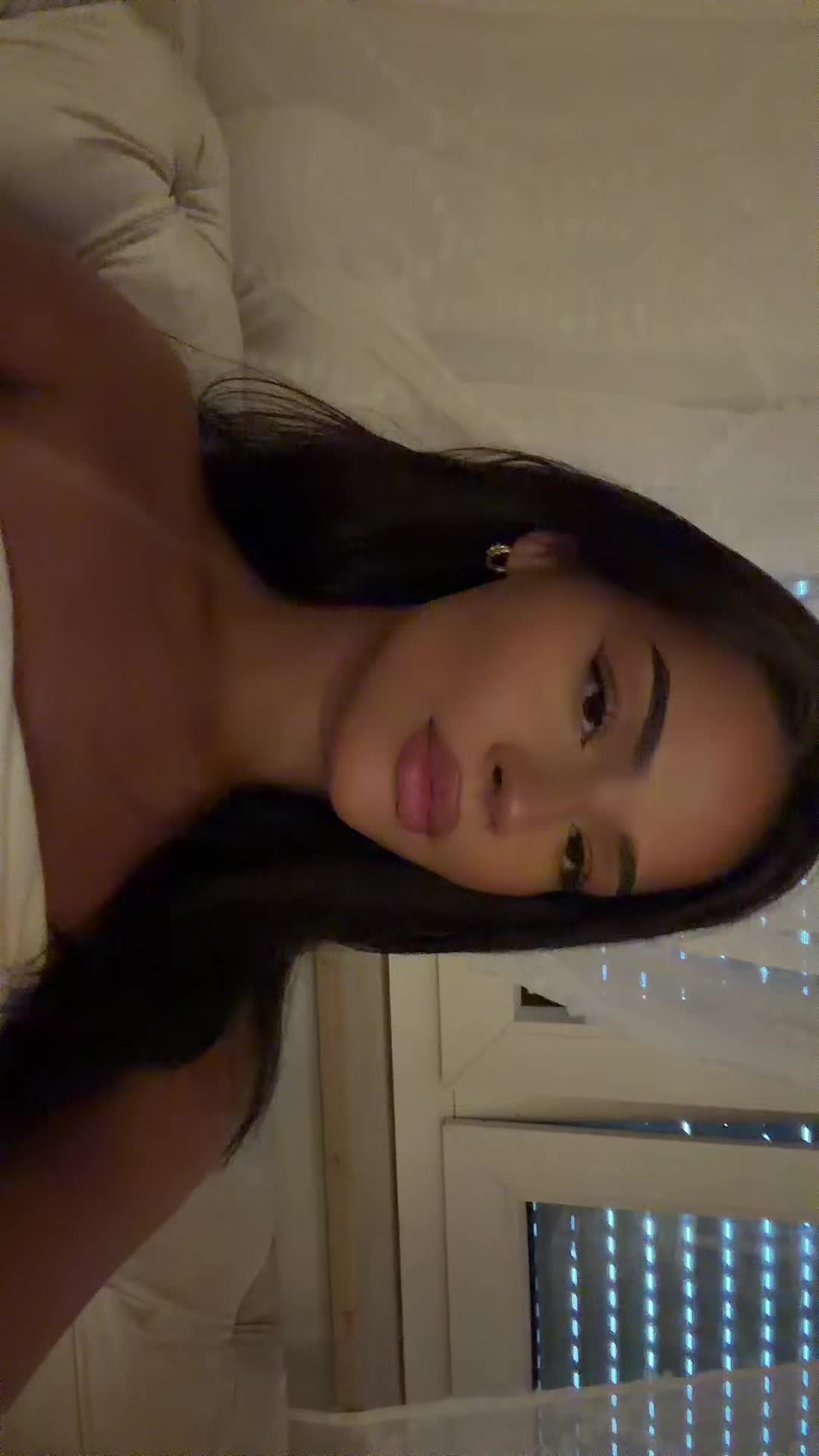 @e
