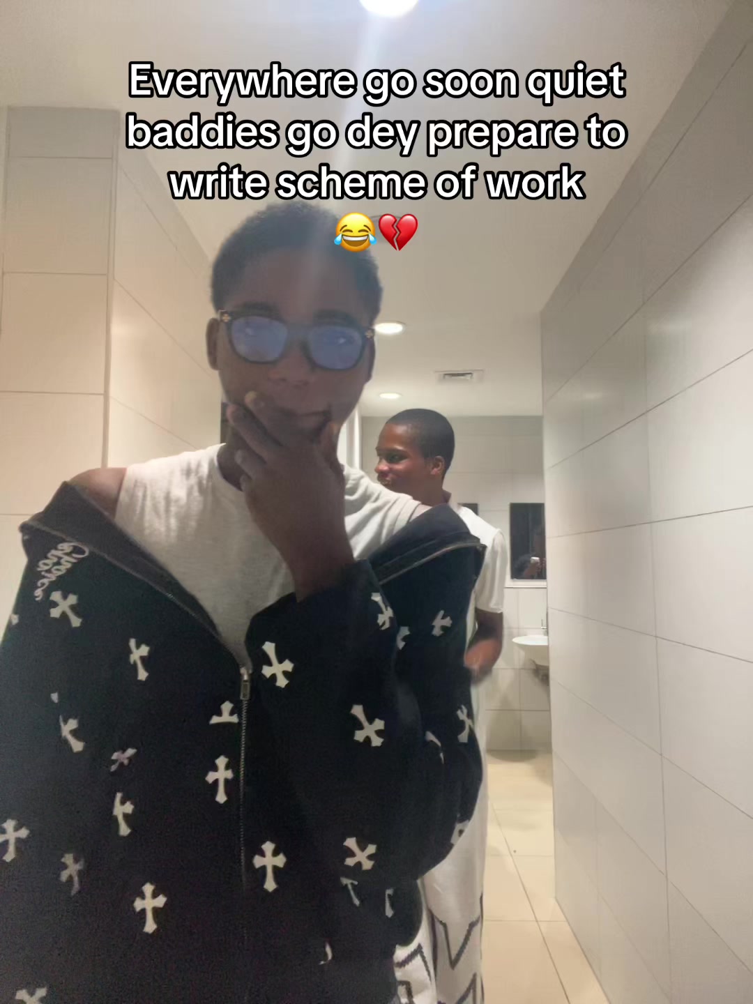 @𝒾𝑔𝒷𝒶𝓃𝒶𝓂🇬🇧✰