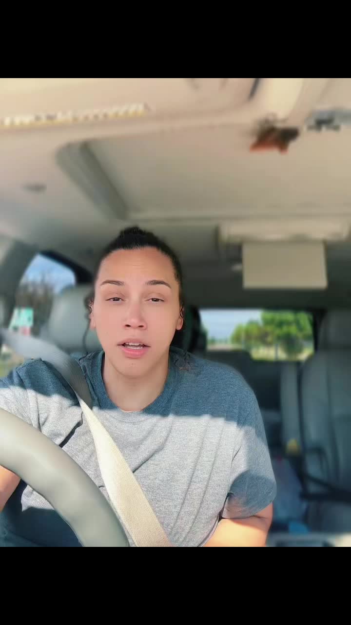 @ayesmith_🇹🇹🇺🇸