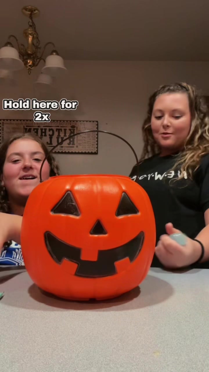 @Kallie🍂🧸🎃✨