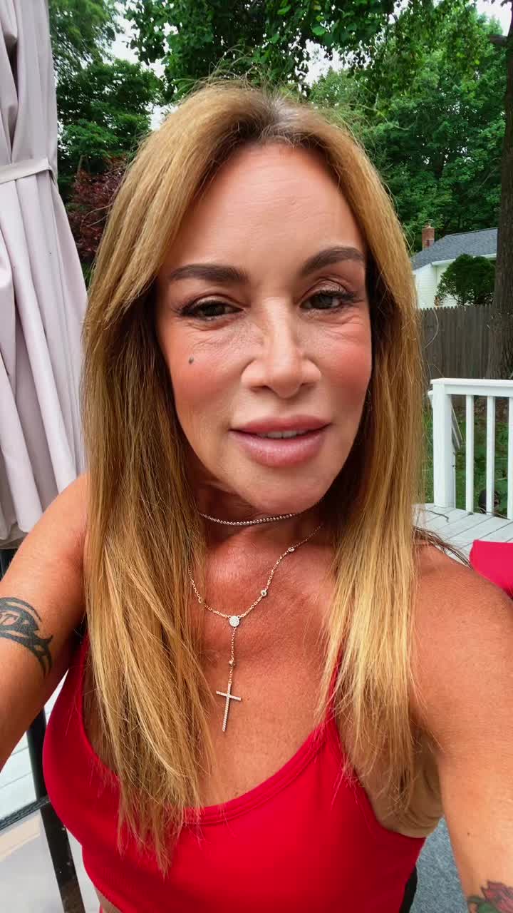 @lucytony21