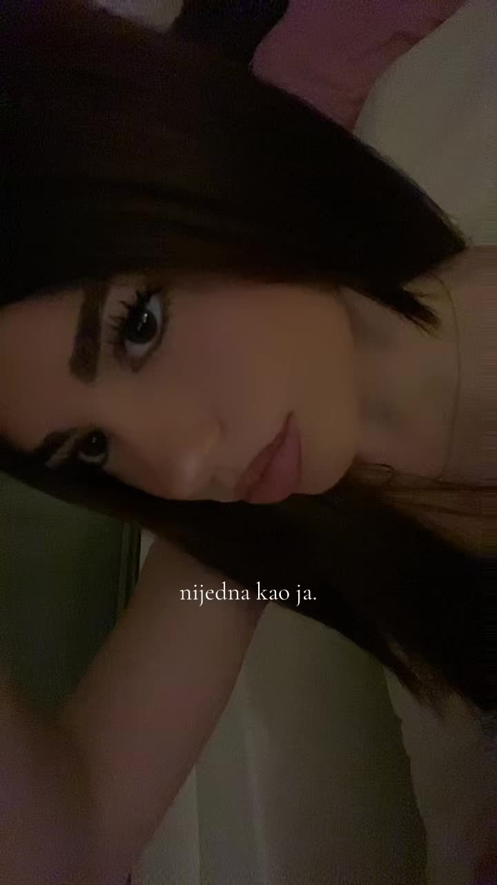 @anuuskica