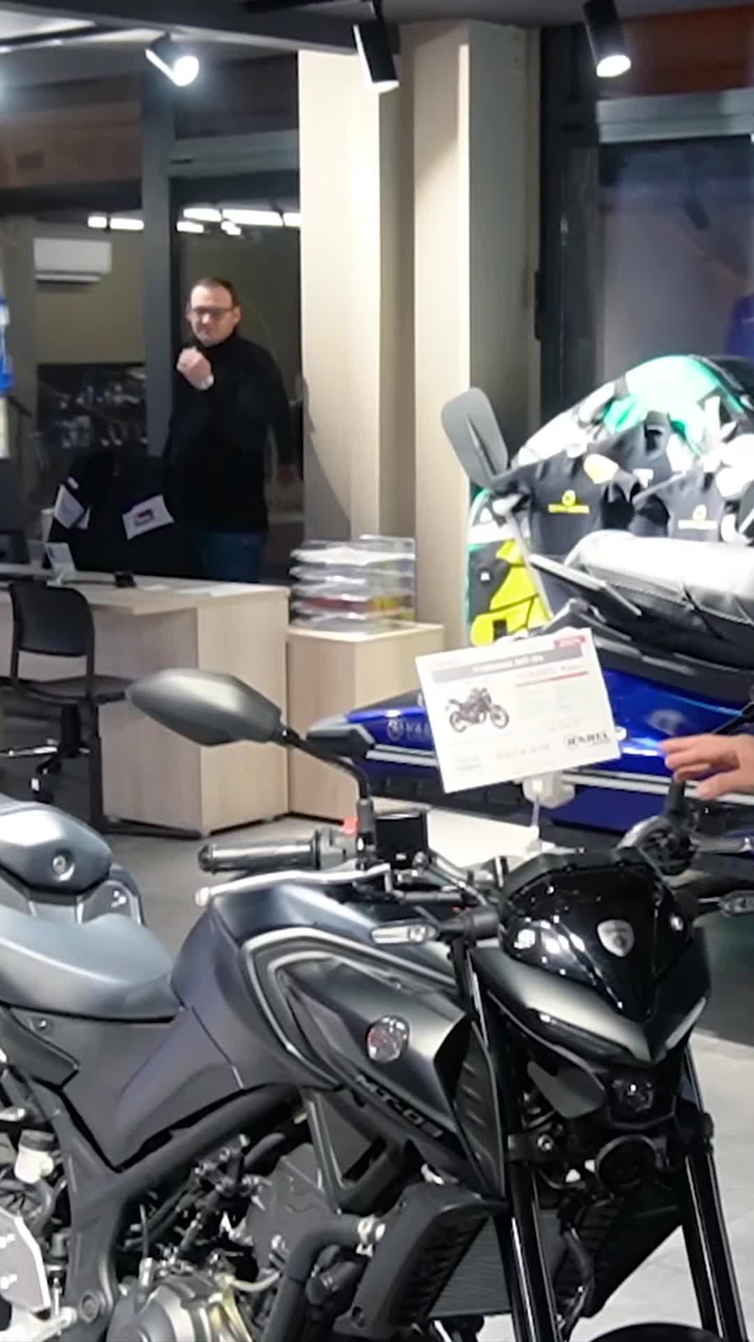 @cabirmotovlog