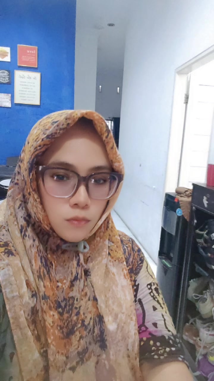 @~Den_Ayu~