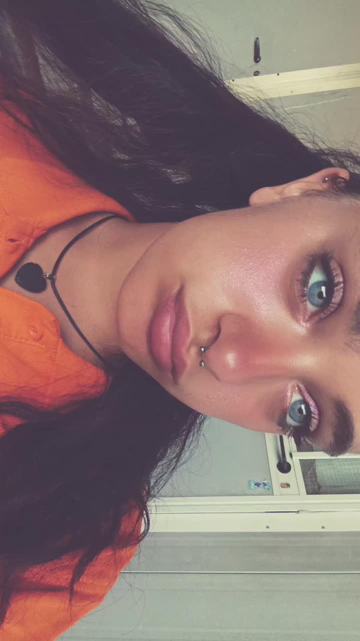 @j🌙