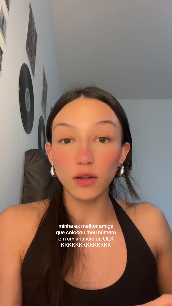 @laura