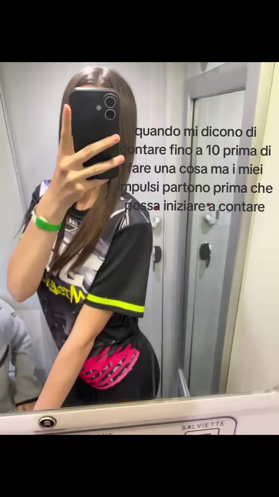 @sarina4close_.