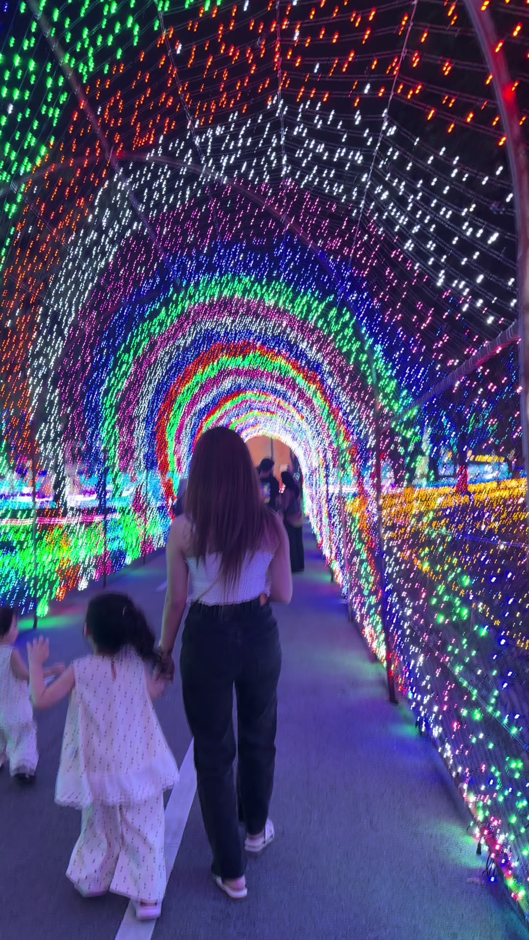 @哈菲庂