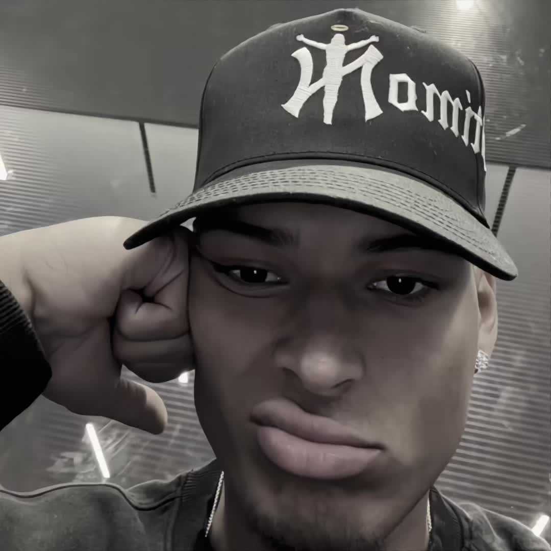 @𝘼 𝙇 𝙈