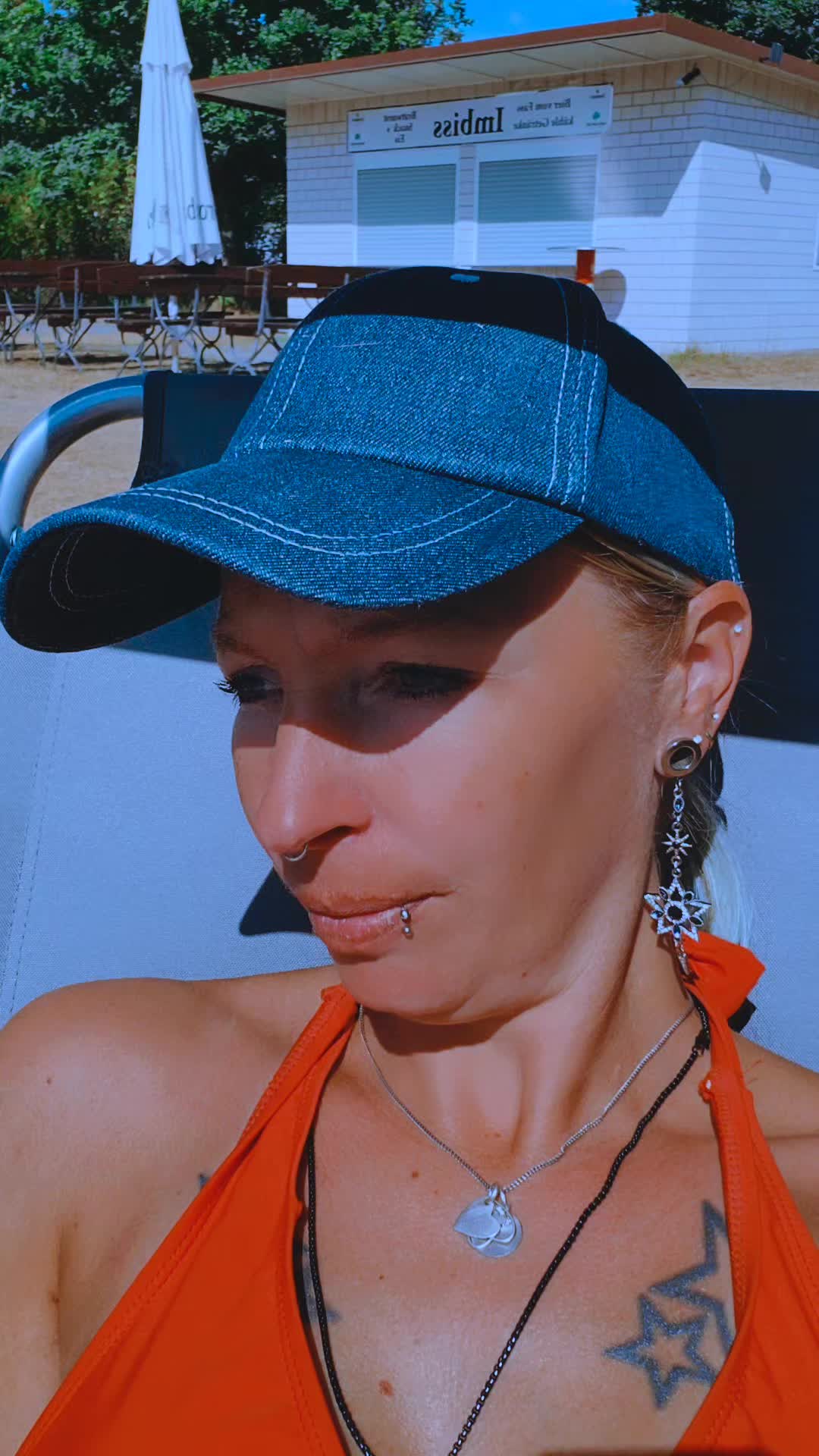 @GhettoBarbie