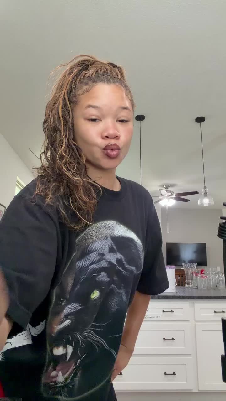 @Storm Reid