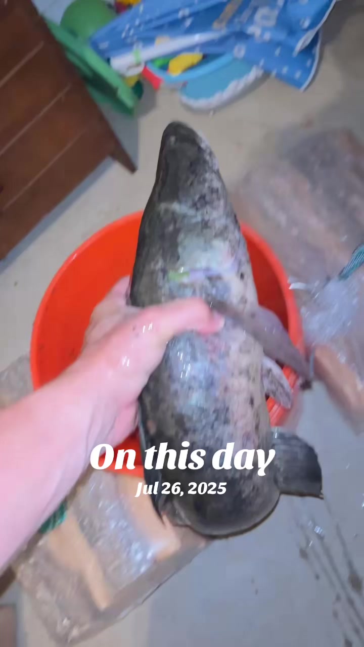@theriverfishingredneck