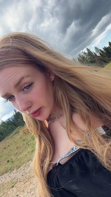 @Blondie