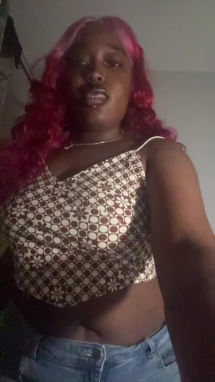 @Queen 🧚🏾&zwj;♀️
