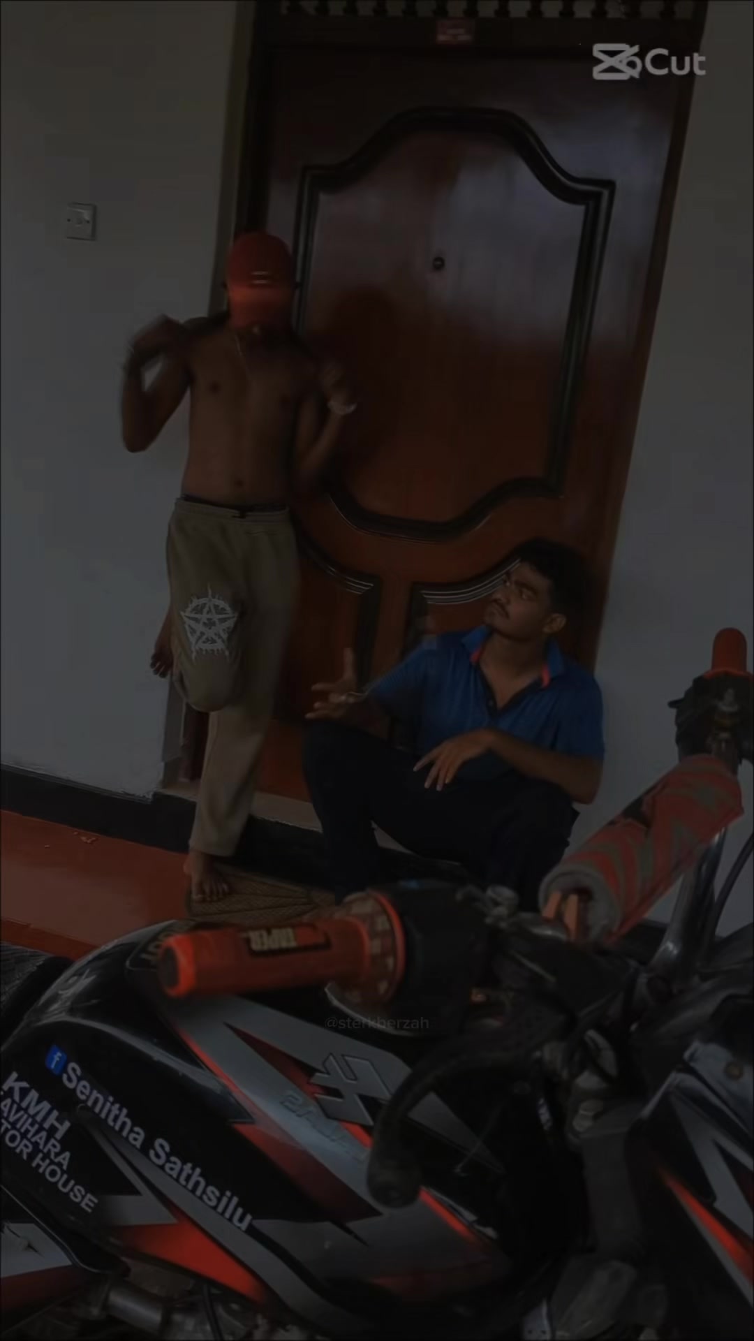 @𝙂𝘼𝙇𝙀 🪽