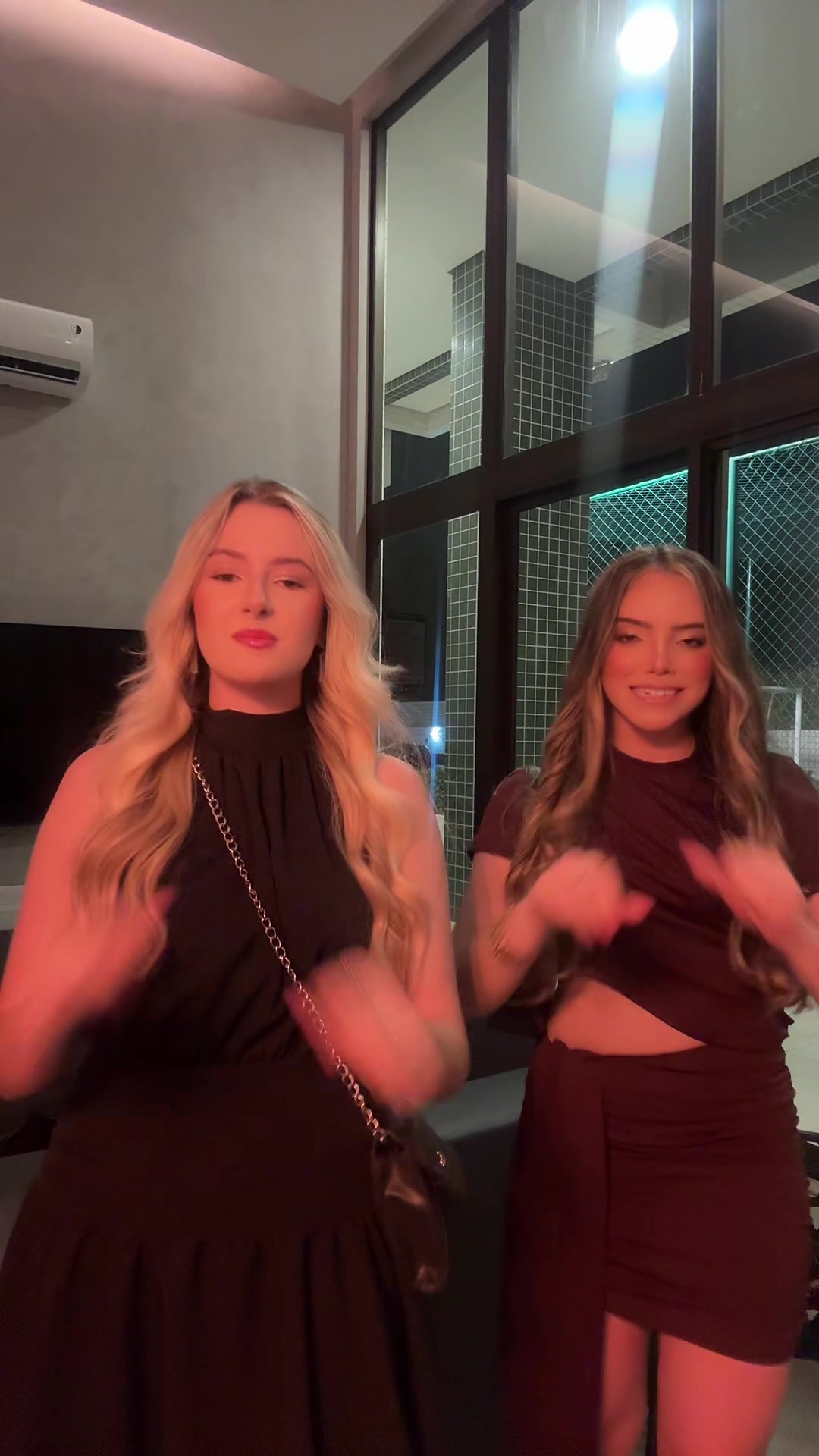 @Anna J&uacute;lia