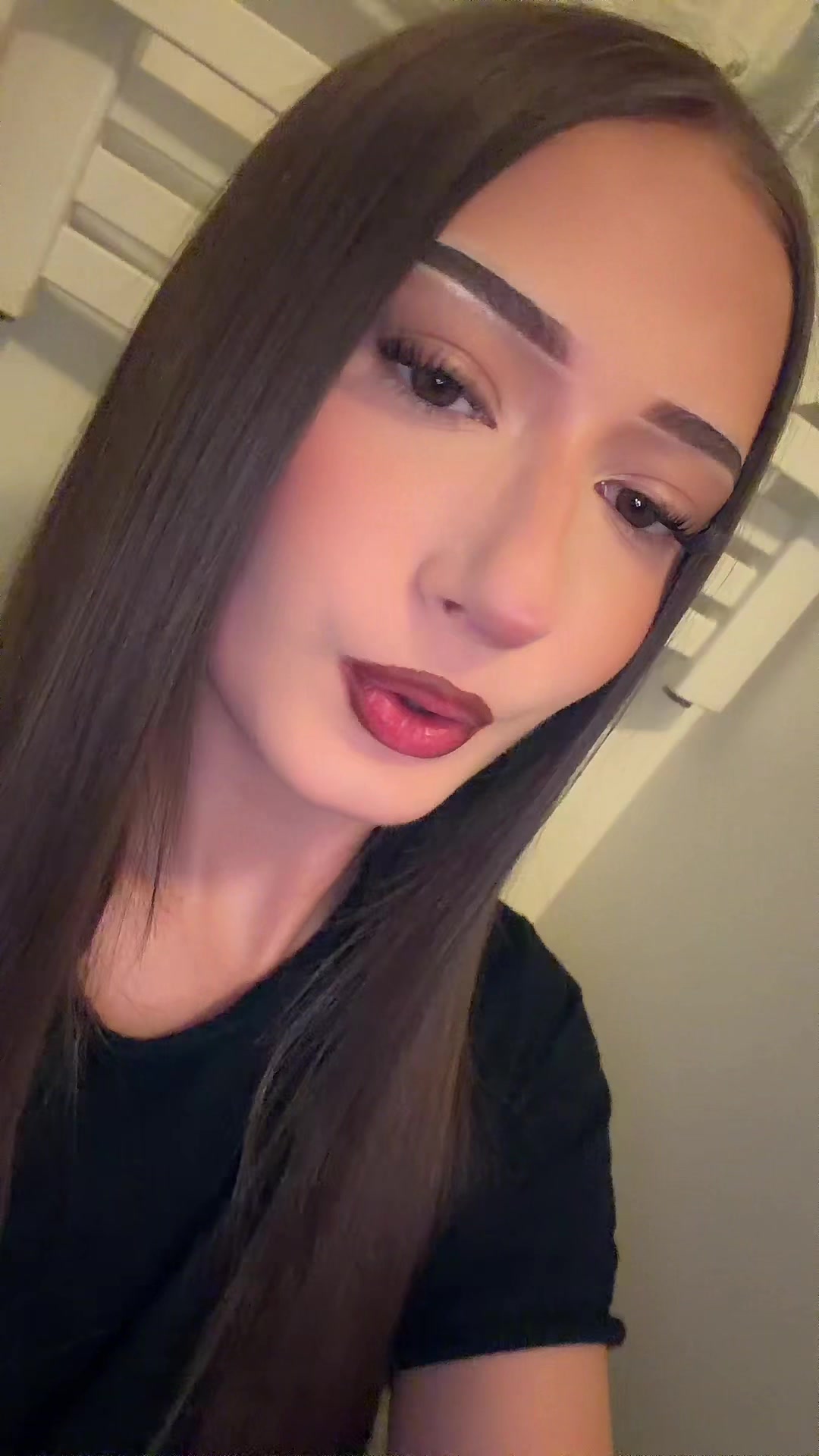 @zuziash1tpost