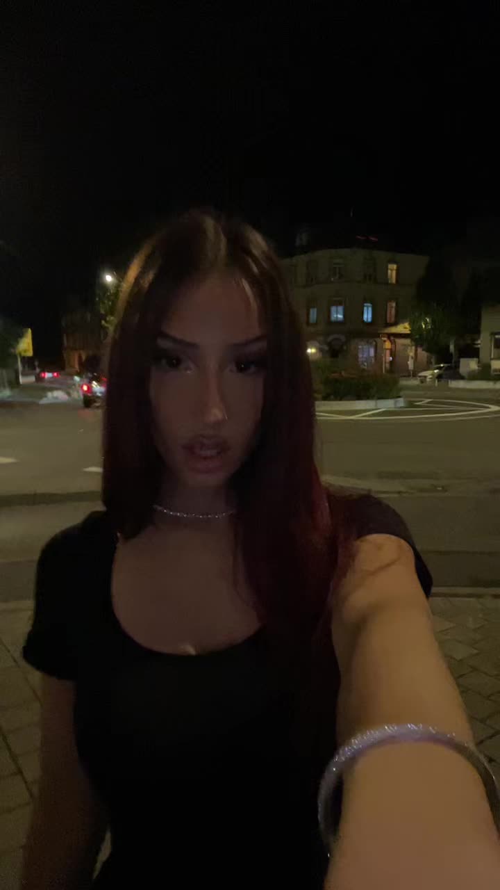 @𝓮𝓿𝓮