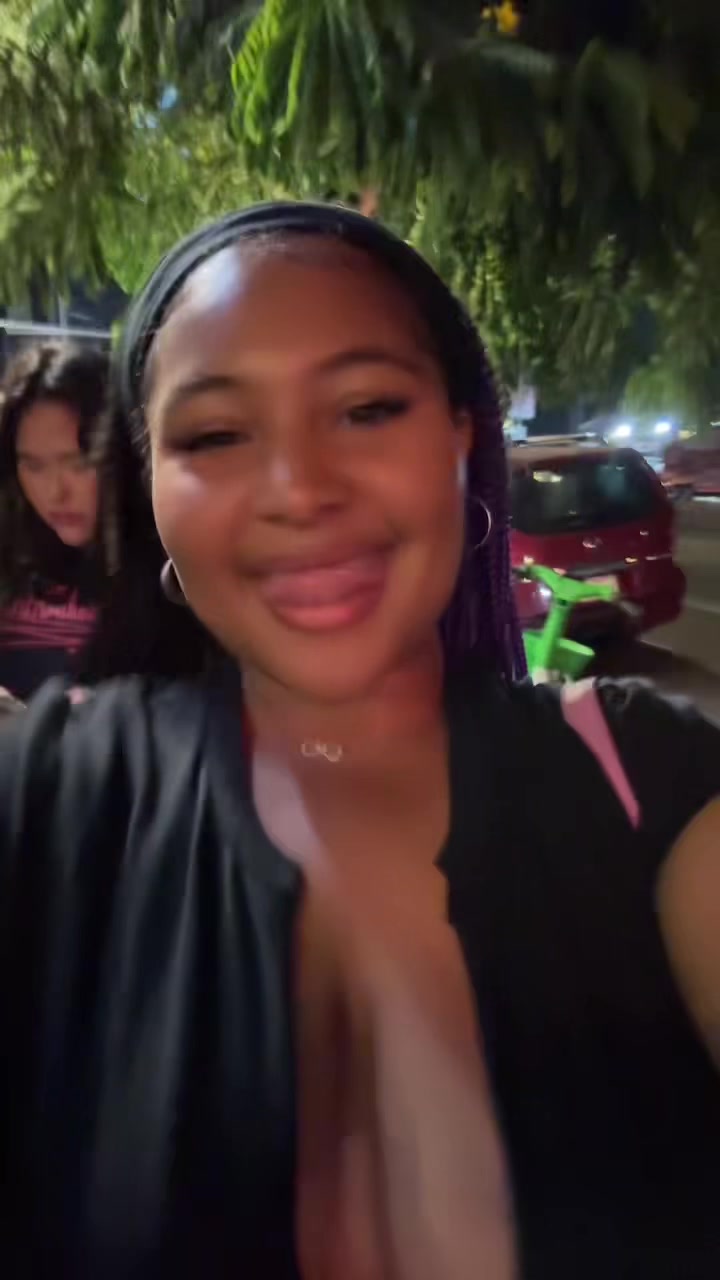 @queeeen