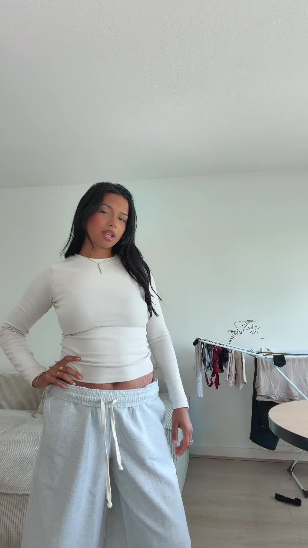 @Naomettexx