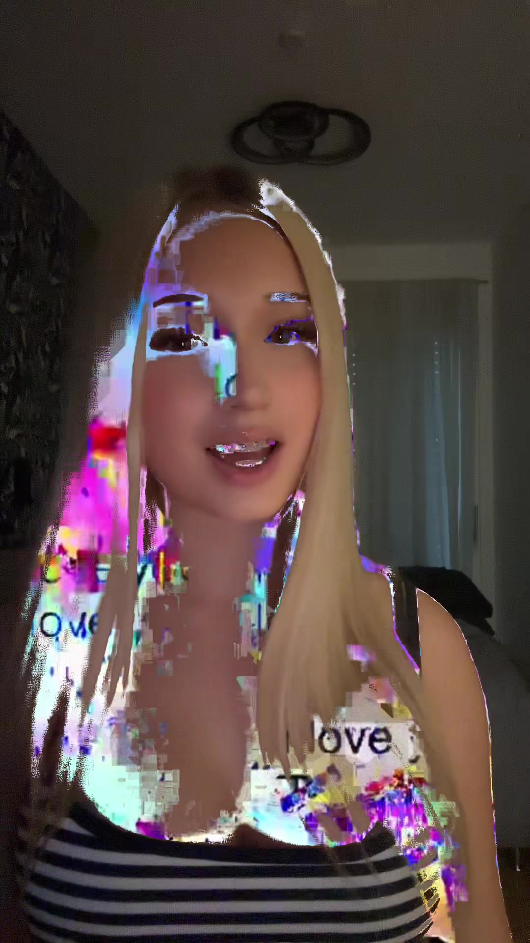 @️