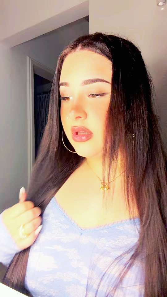 @itsnaaava