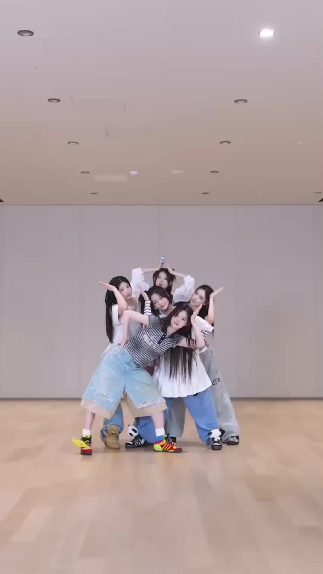 @JANE♡︎