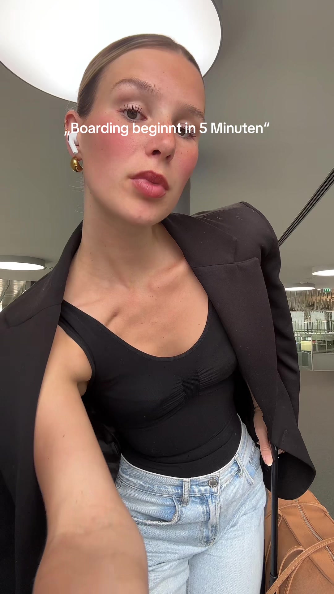 @Lilly | Flight Attendant 💌