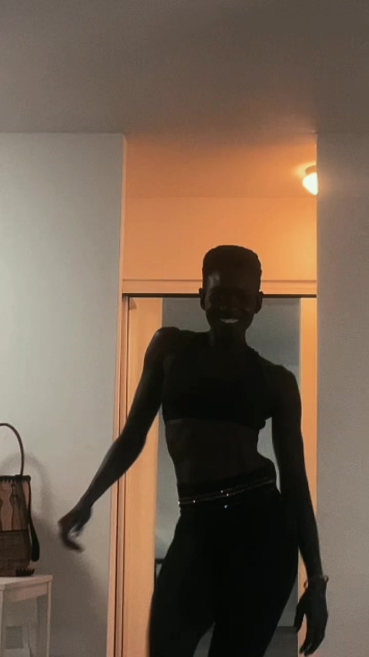 @therese_mbaye