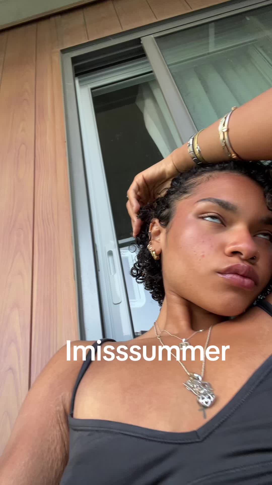 @shadé