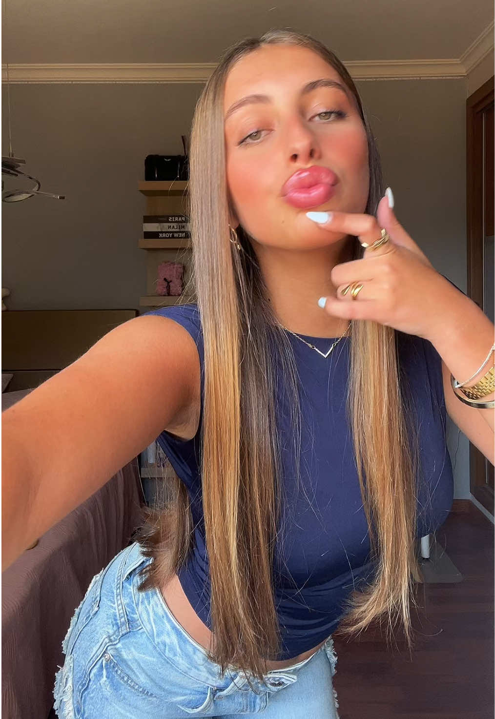 @nana