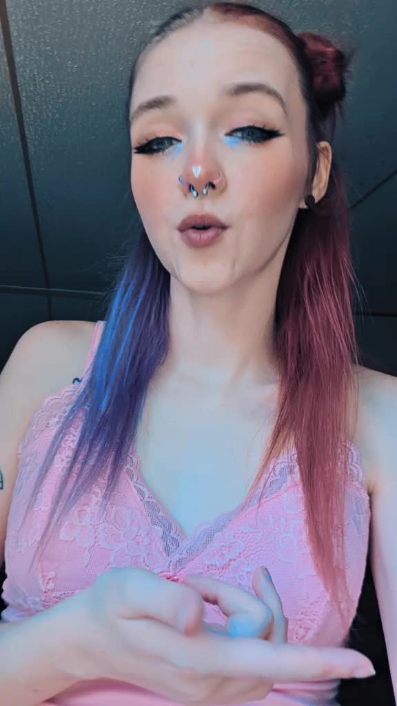 @Carebear🦋🍃