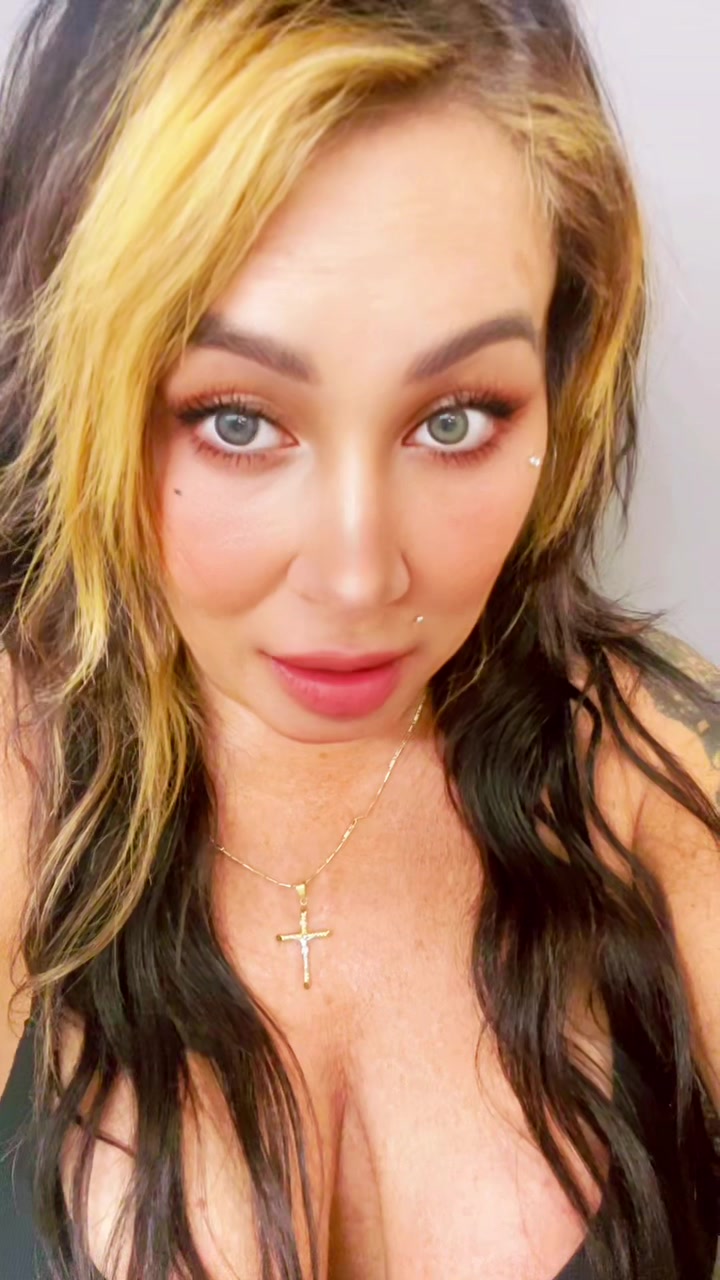 @Italiangirl🇮🇹native🇨🇦🇨🇦