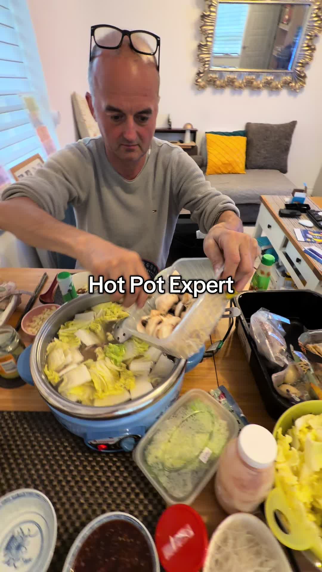 @Thaicrewinuk