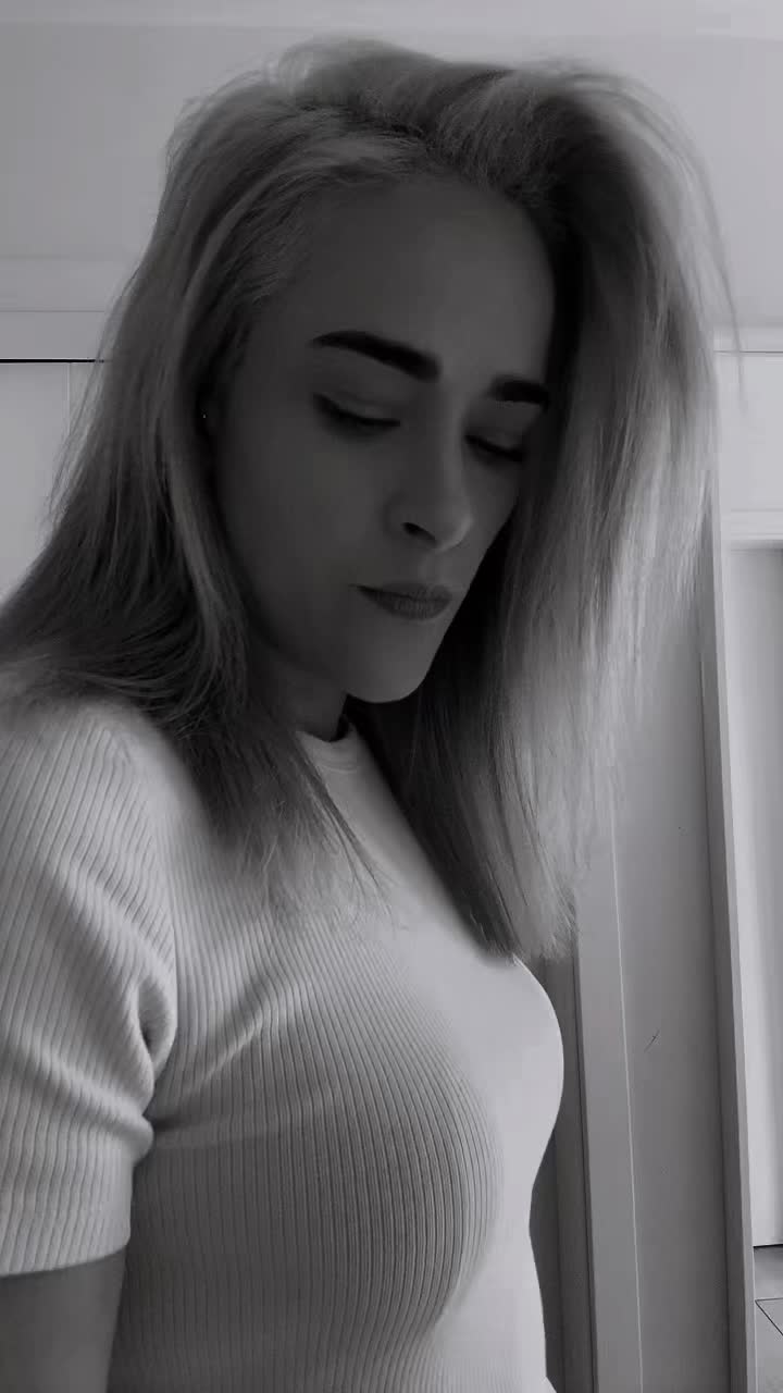 @R_onja🍀🫶🏻🏒👱🏼&zwj;♀️