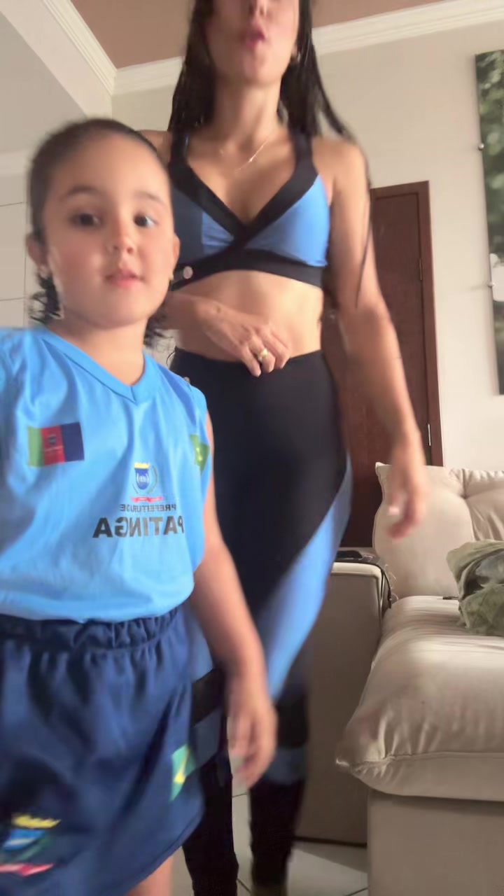 @Alyne Alves
