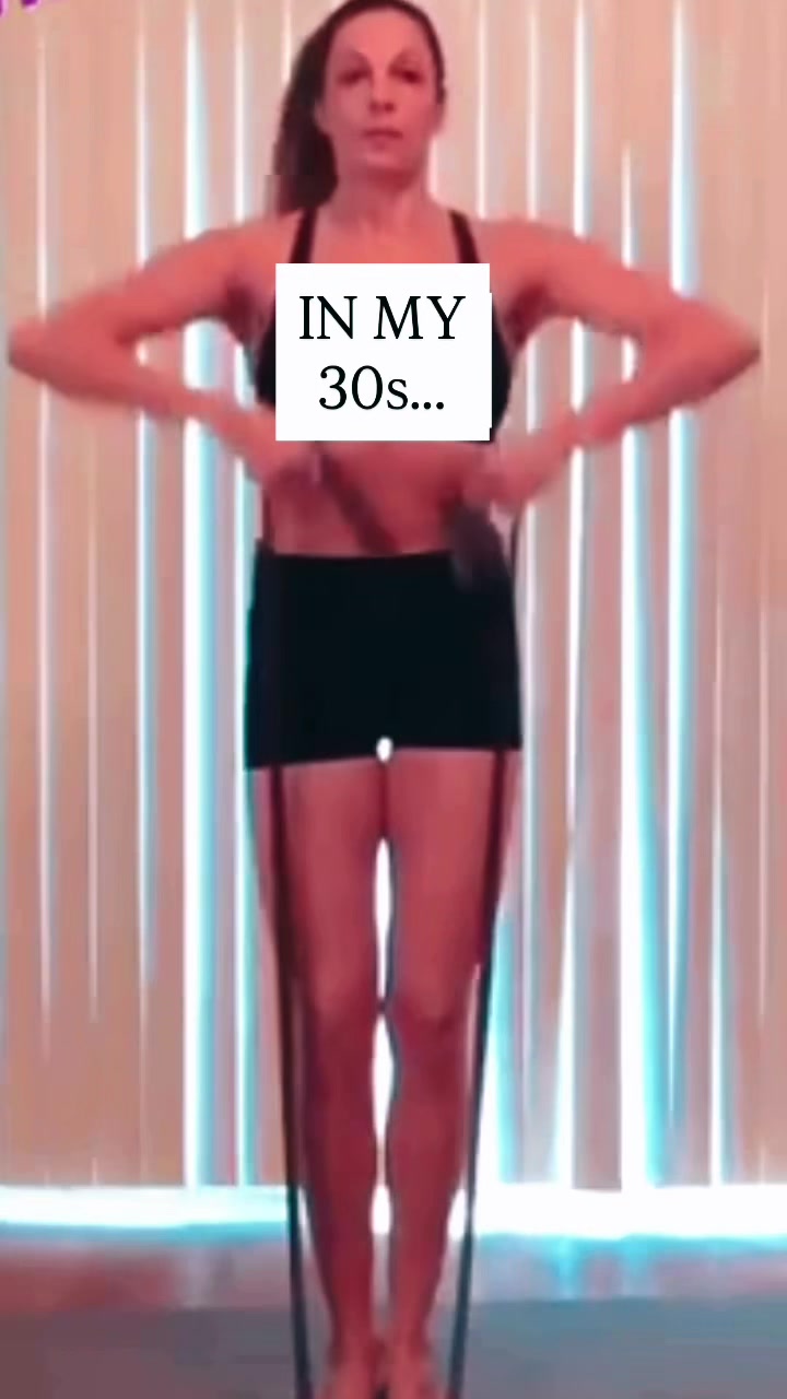 @Lydia Magnoli | Home Workouts
