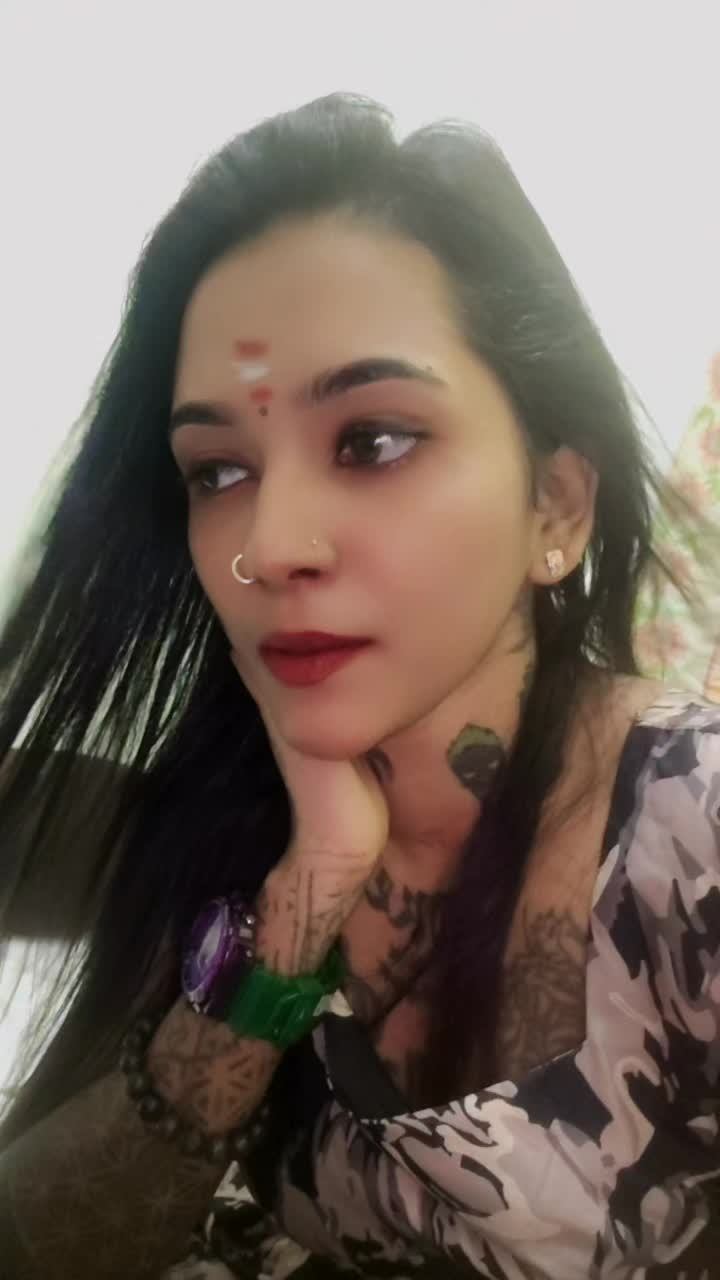 @Vaishnavi quinn๐ค๐