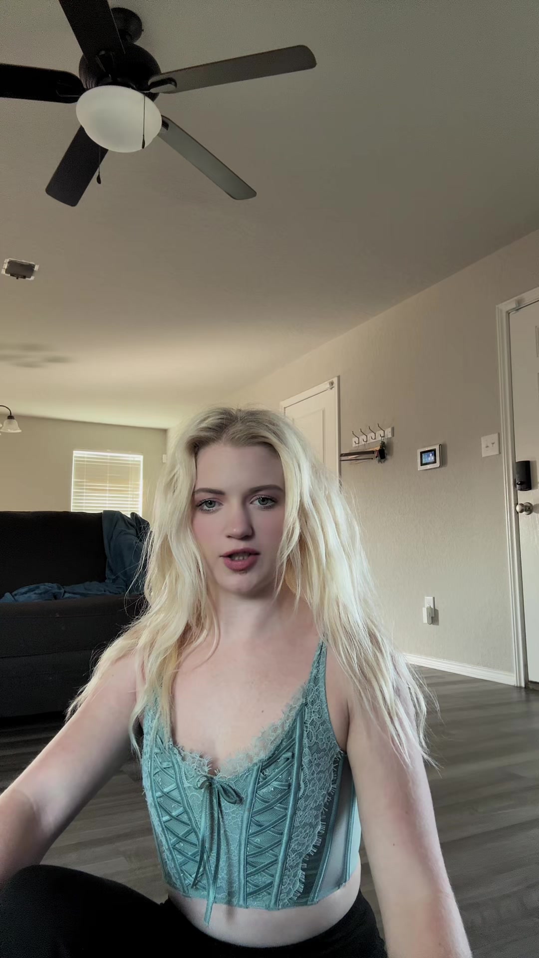 @AJ!